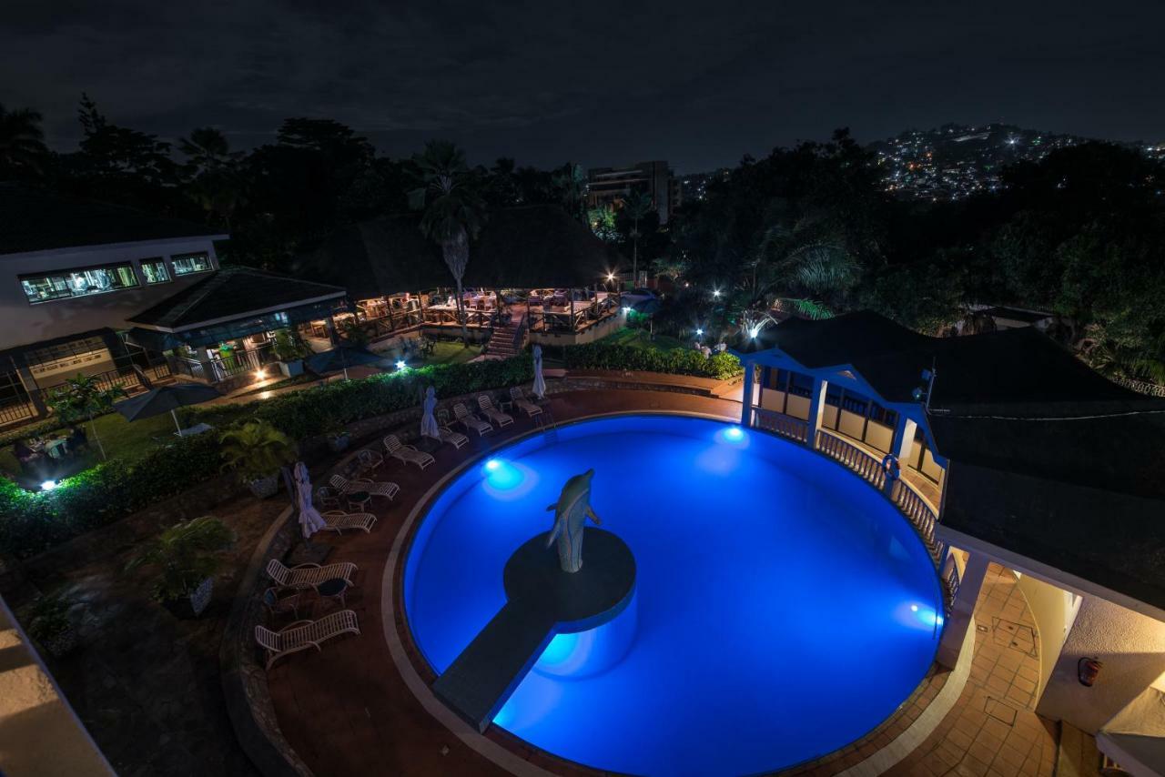 Dolphin Suites Kampala Kültér fotó